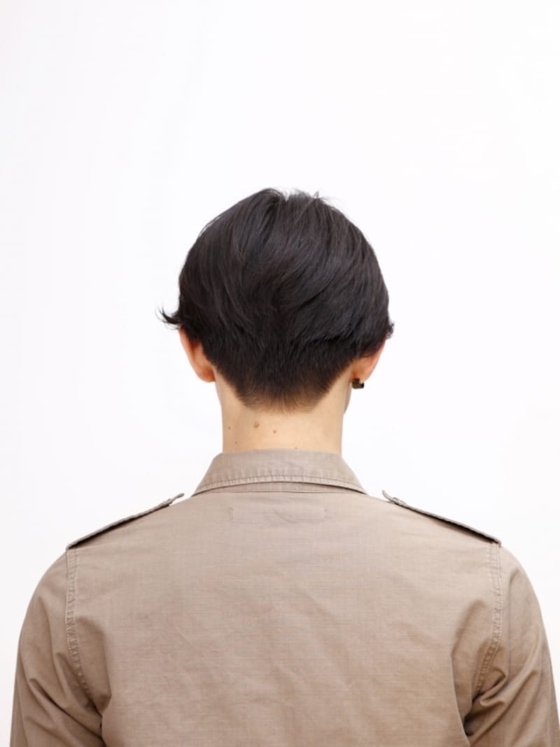 刈り上げバック