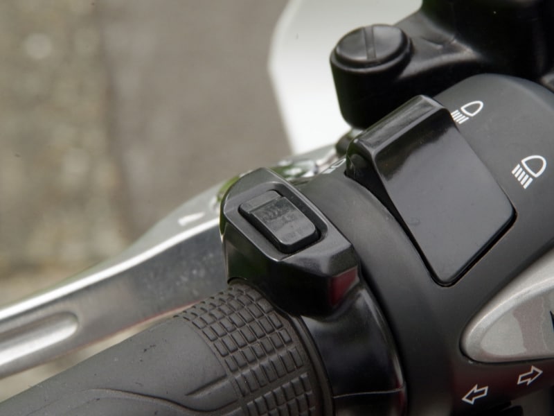 握りやすいグリップヒーター