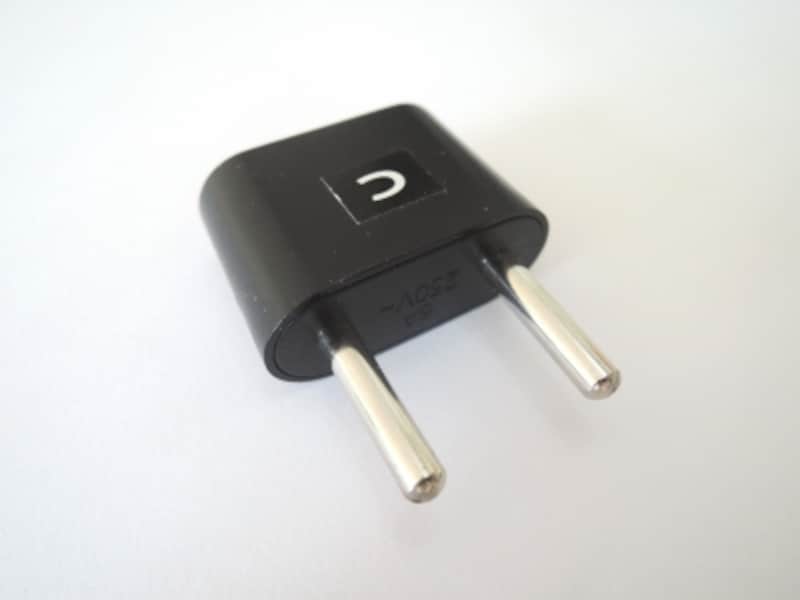 丸い二つ穴のCタイプ