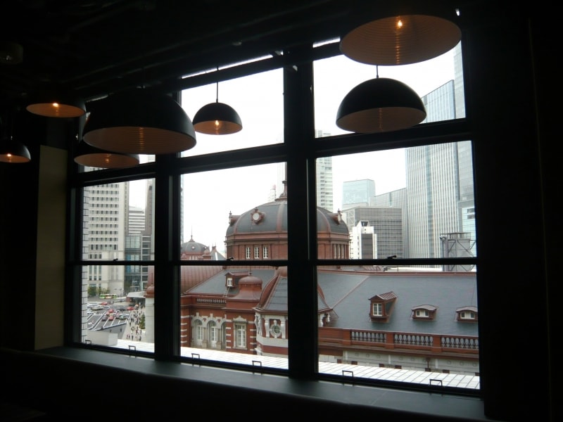 KITTEの中から見た丸の内駅舎