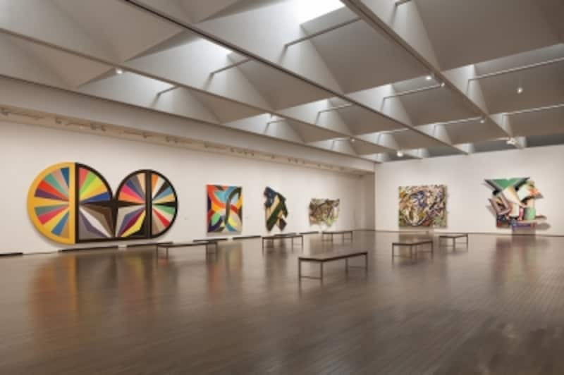 フランク・ステラの部屋(201展示室)undefined展示風景undefined撮影:小川重雄