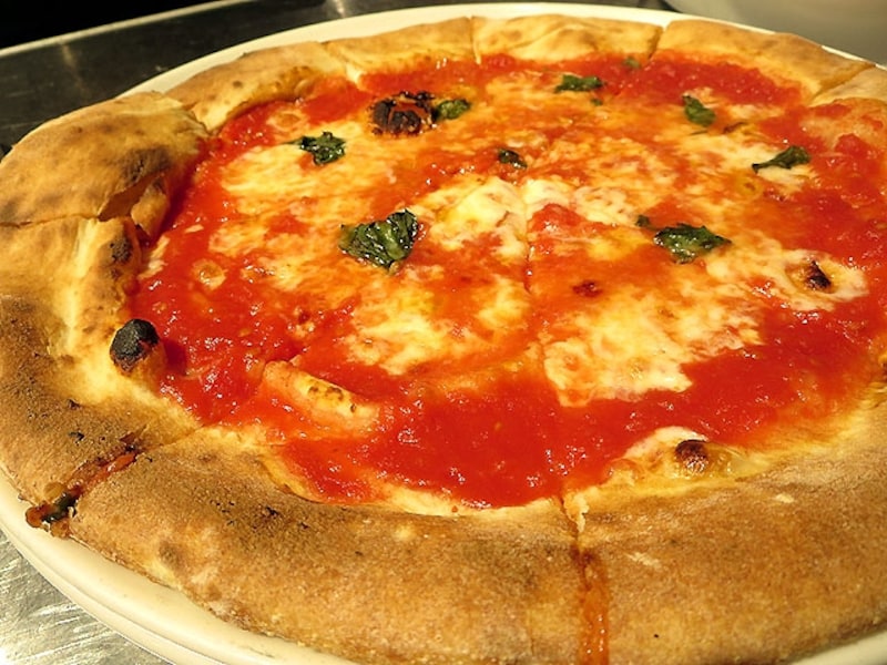 ナポリ風ピッツァ