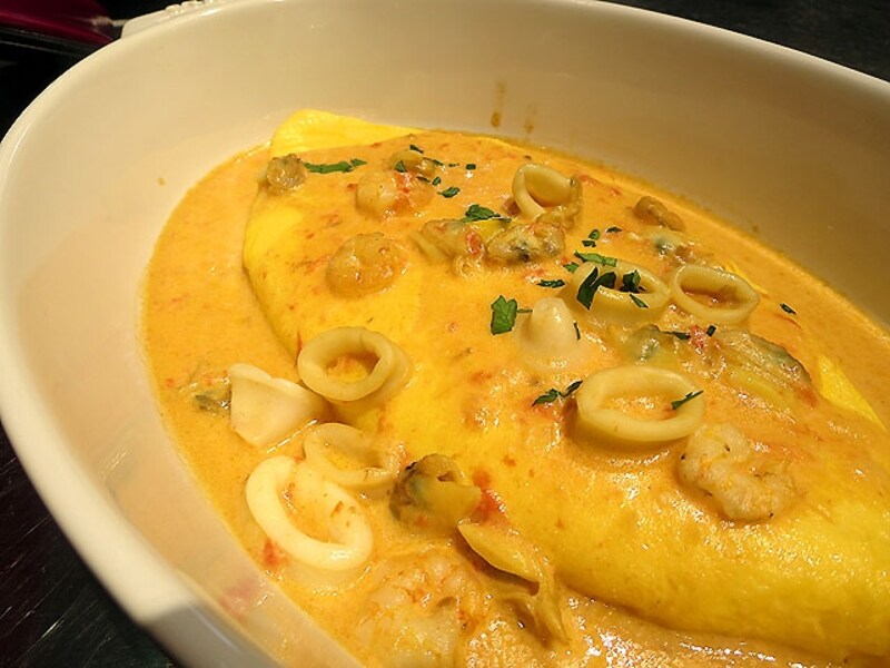イタリアンオムレツ&nbsp;魚介とアンチョビのクリームソース