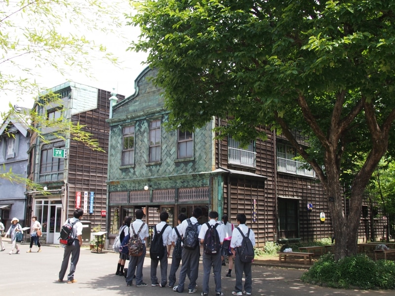 どの年代が見ても楽しめるようになっている。