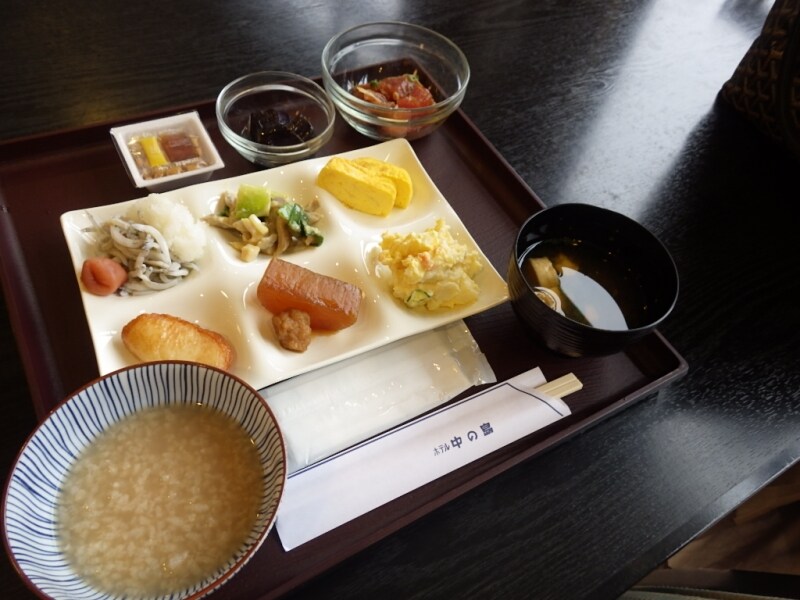 朝食ビュッフェ