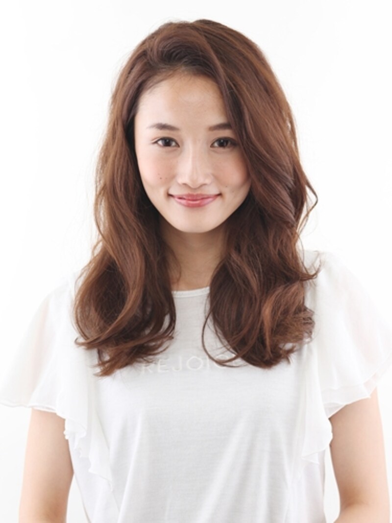 胸ラインのロングベース