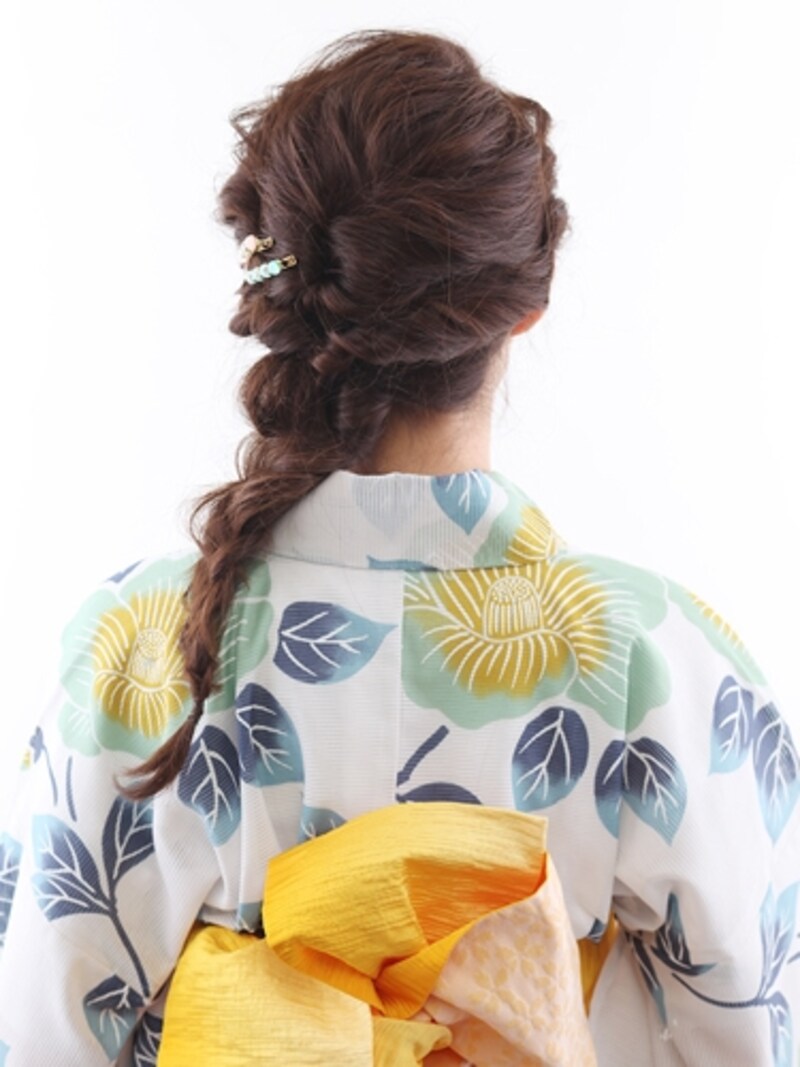 ロング浴衣・ノスタルジーが香る三つ編みアレンジ
