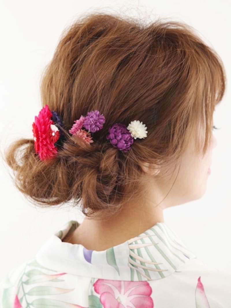 サイドはコンパクトに、えり足はふんわりと