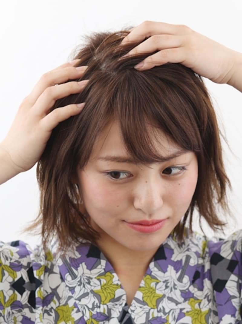 手ぐしでざっくり「6:4」に分ける