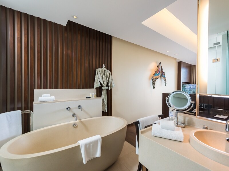 使い勝手の良い広々としたバスルーム