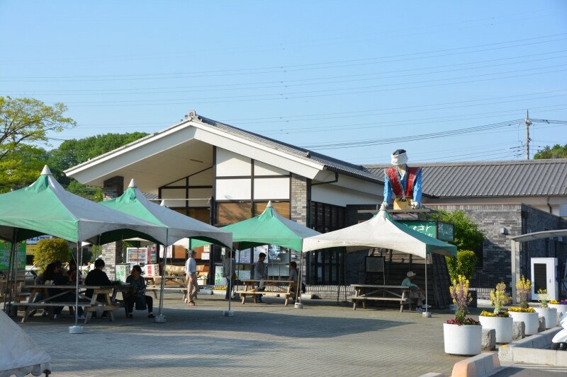 埼玉伝統工芸会館に隣接する道の駅おがわまち