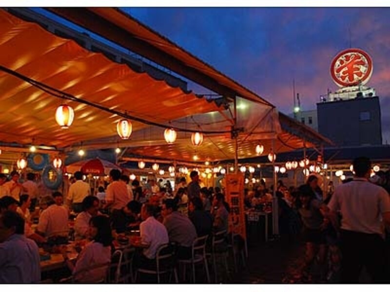 2 4 名古屋のビアガーデン 栄編 名古屋の観光 旅行 All About