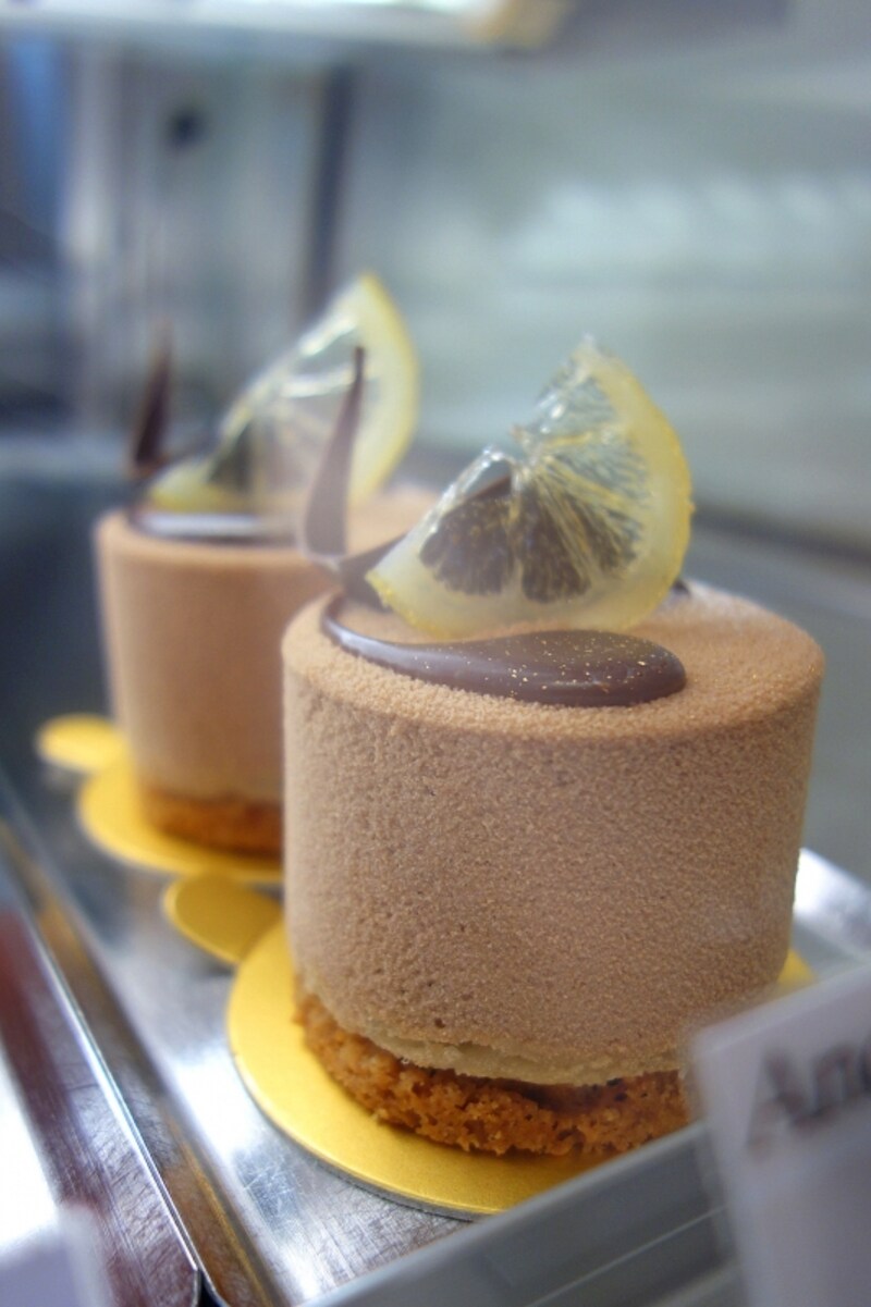 アンダルジー 449円（税別）