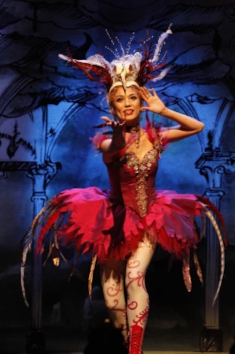 『ラブ・ネバー・ダイ』撮影：渡辺孝弘