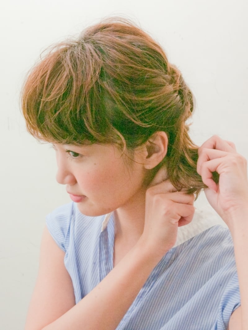 毛先にもみこんで動きを出す