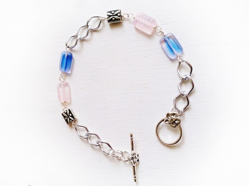 めがね留めのネックレスSound wave