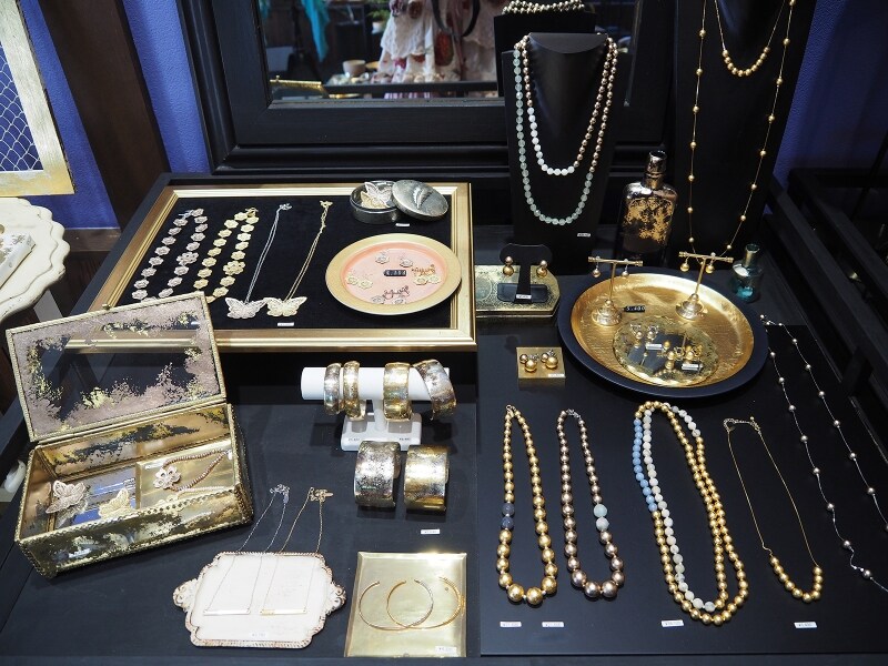 店内＠箔座長町