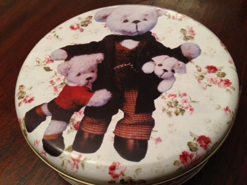 この缶は2015年6月のもの