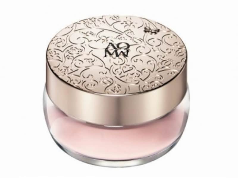 ふわっと毛穴をカバーしてくれるフェイスパウダー