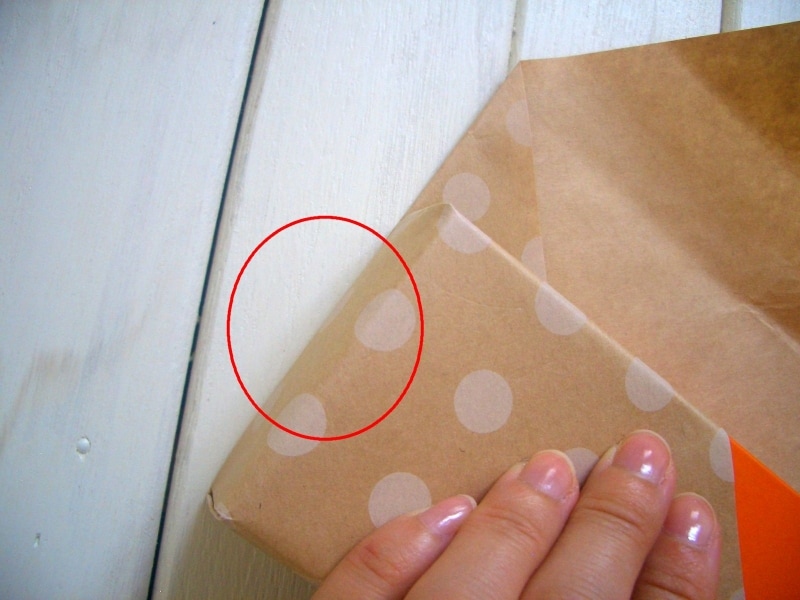 包装紙の包み方！ななめ包み/デパート包みの工程：はみ出ないように注意