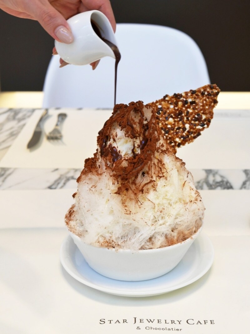スタージュエリー カフェ アンド ショコラティエ「オーガニックショコラのかき氷(1000円税別)」(2016年8月5日撮影)