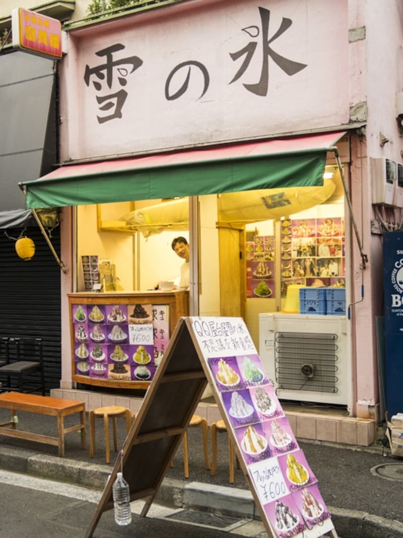 上海路沿いにある「雪の氷」(2015年7月21日撮影)