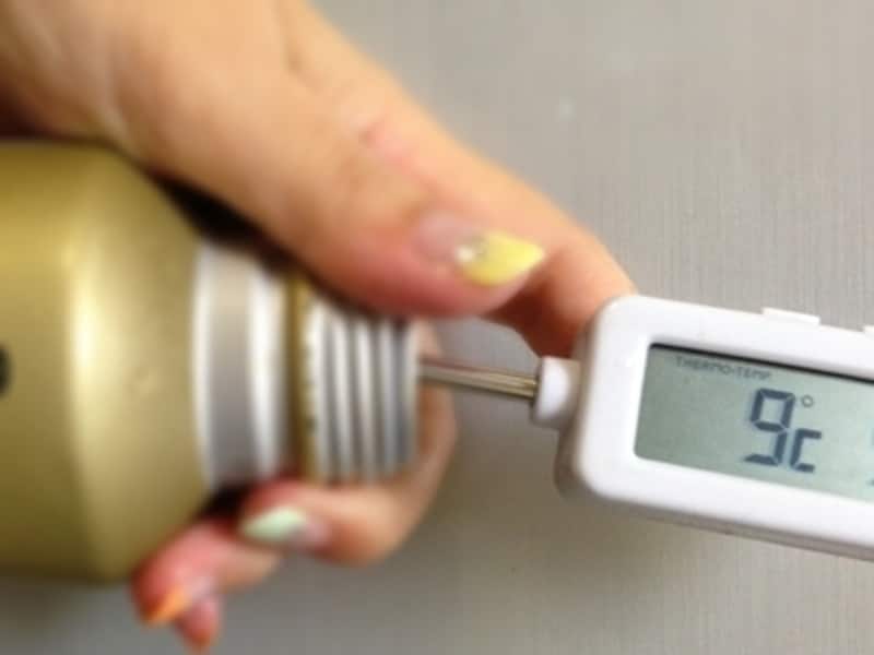 冷蔵庫で一晩冷やした缶飲料の中の温度は9度