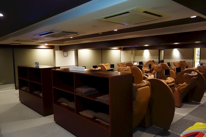 カプセルホテル