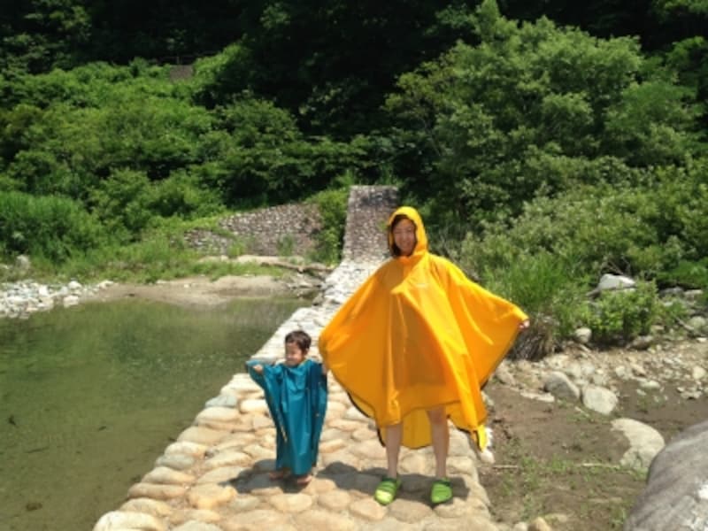 モンベル「トレッキングレインポンチョ」