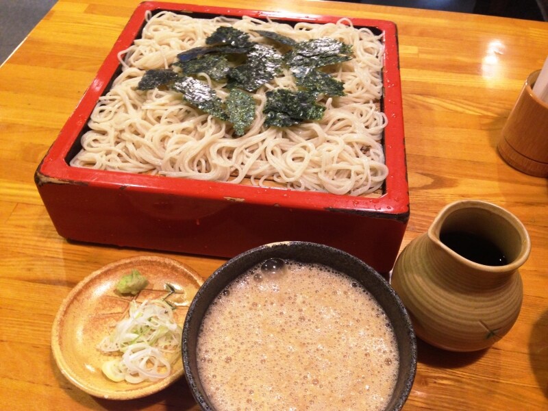 巴町 砂場の「趣味のとろそば」