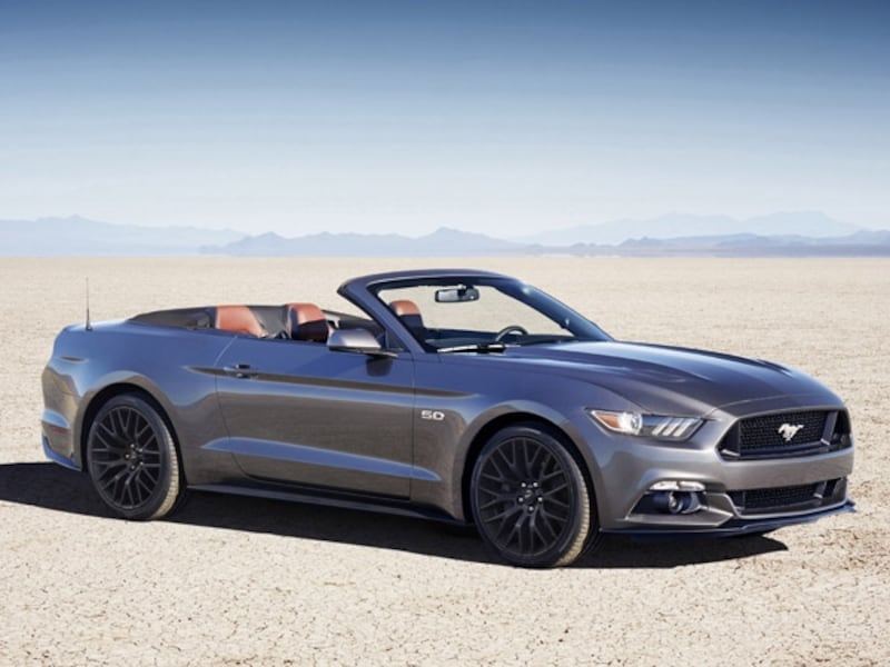 フォードマスタングコンバーチブル