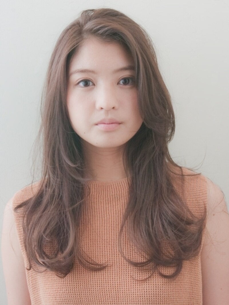 胸下のローレイヤーロング