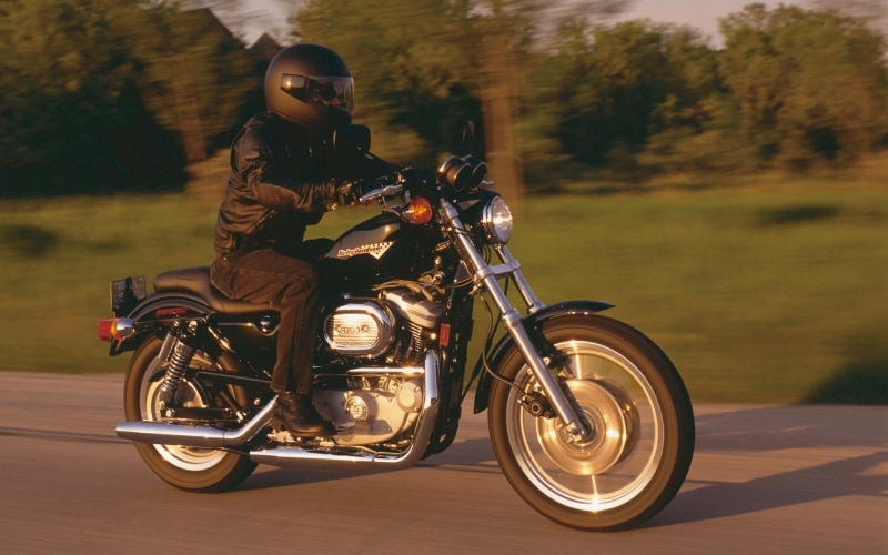 ハーレーらしいトルクを味わいつつ、ハーレーらしいスポーツライドが楽しめる歴代屈指のモデル、XL1200S