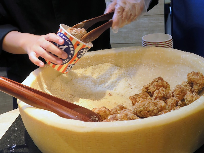 「ベイカラ(税込650円)」はビールのお供にも最高!