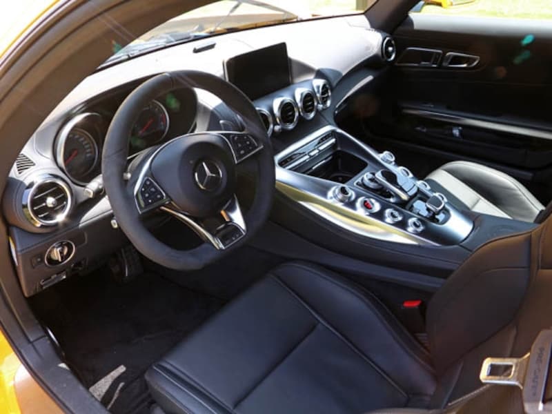 メルセデスAMG GT S