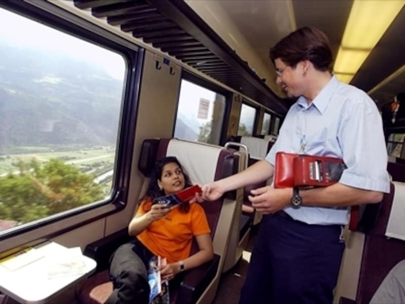 車内検札イメージ