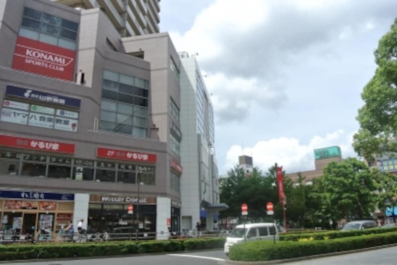 「船堀」駅前の商業ビル