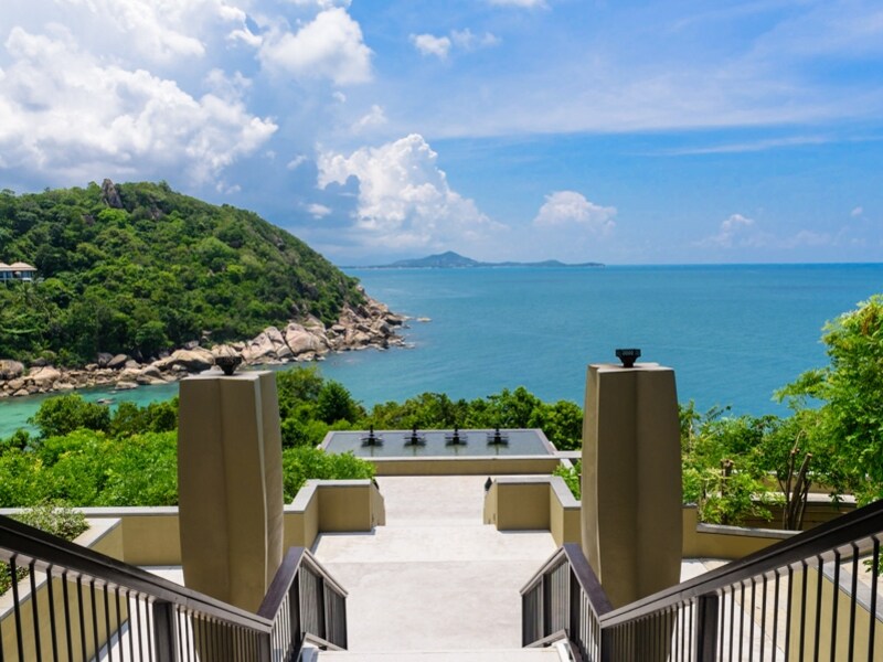 レセプションに到着後、まず案内されるのがこの風景。 傾斜を生かして建設されたリゾートならではの眺め