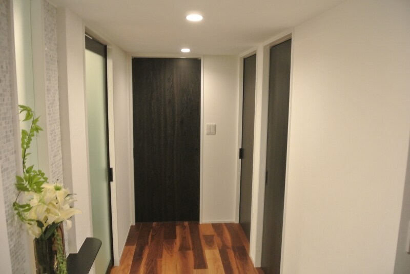 モデルルームの廊下