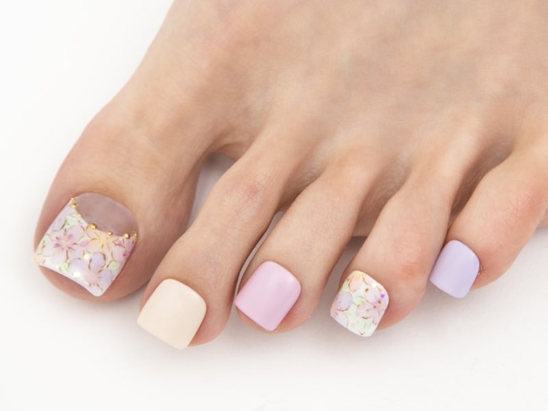 デートは足先まで可愛く仕上げて