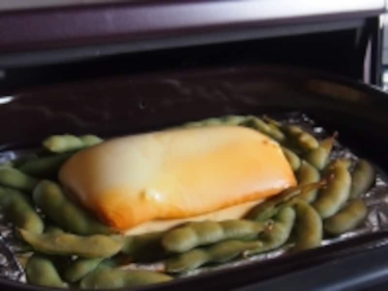 スモークチーズと枝豆