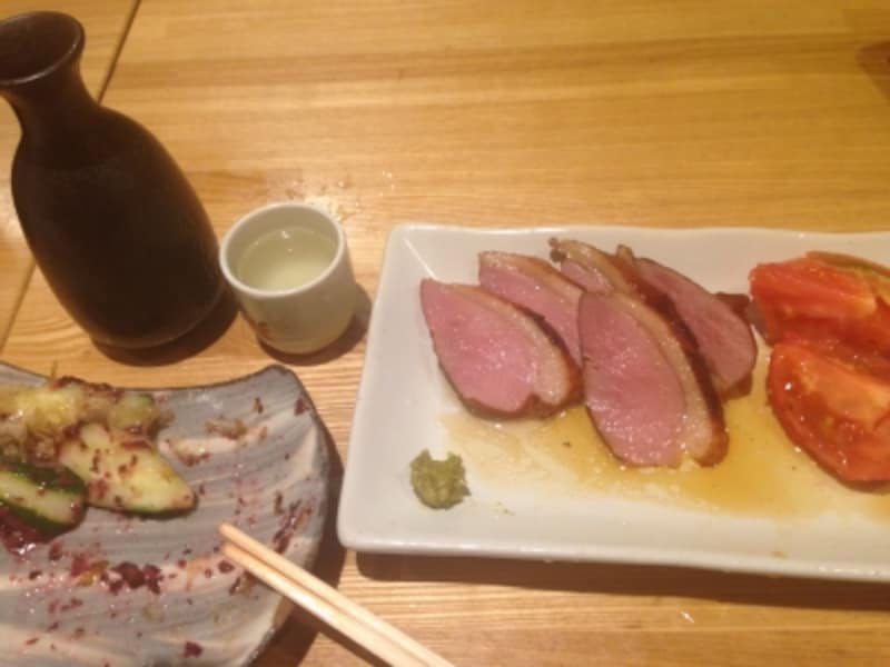 蕎麦前「宗玄」とベーコンとトマトのつまみ