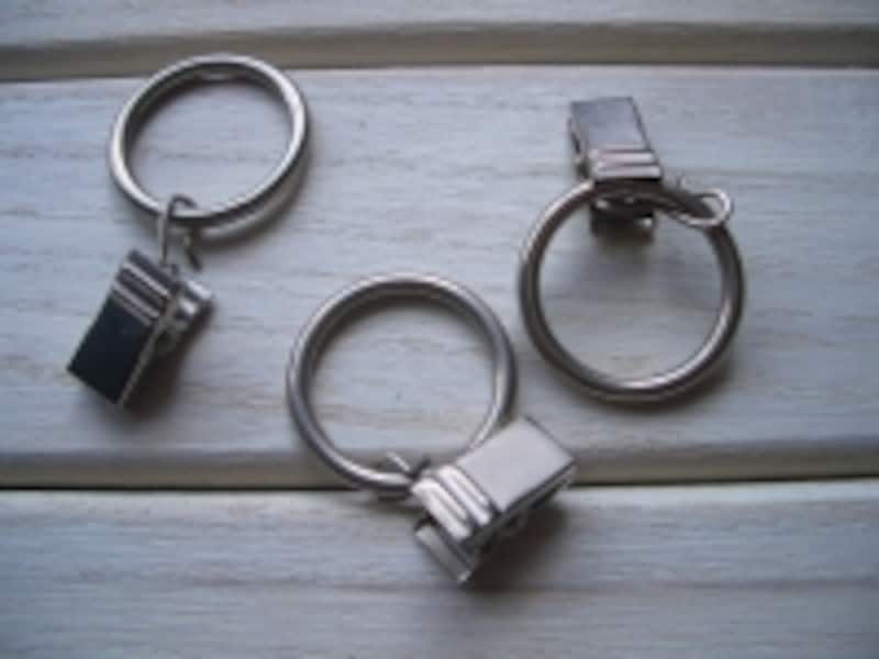 クリップ付きの金具