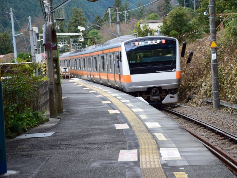 JR青梅線の「軍畑」駅