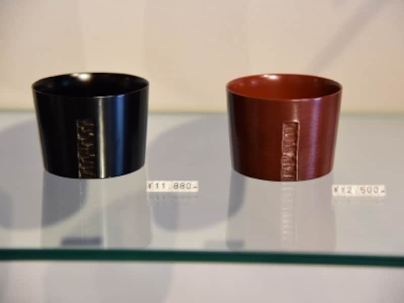 彫りや塗りを少なめにし、求めやすい価格の「Hakko」シリーズ