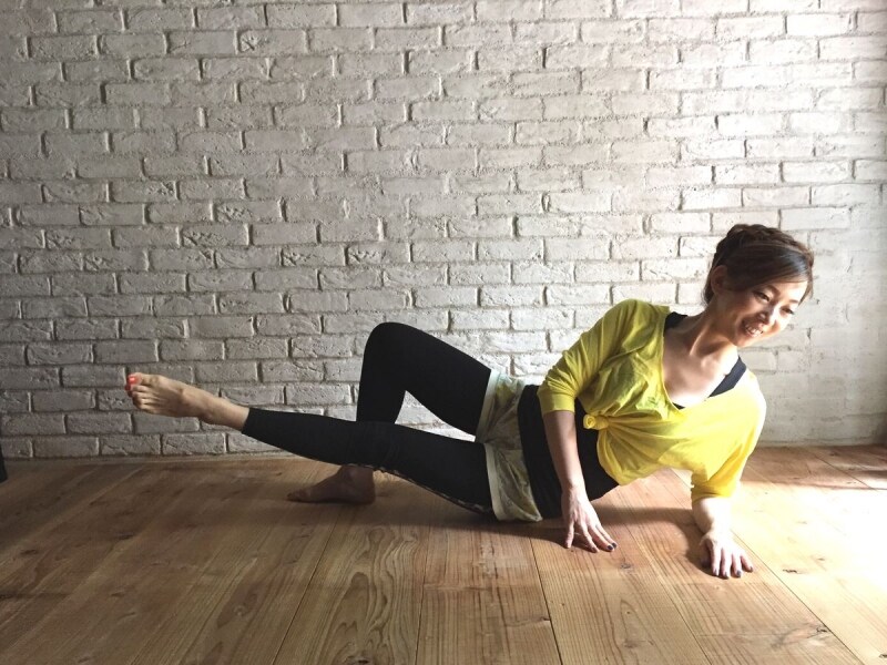 重たい空気を押し上げるイメージ！