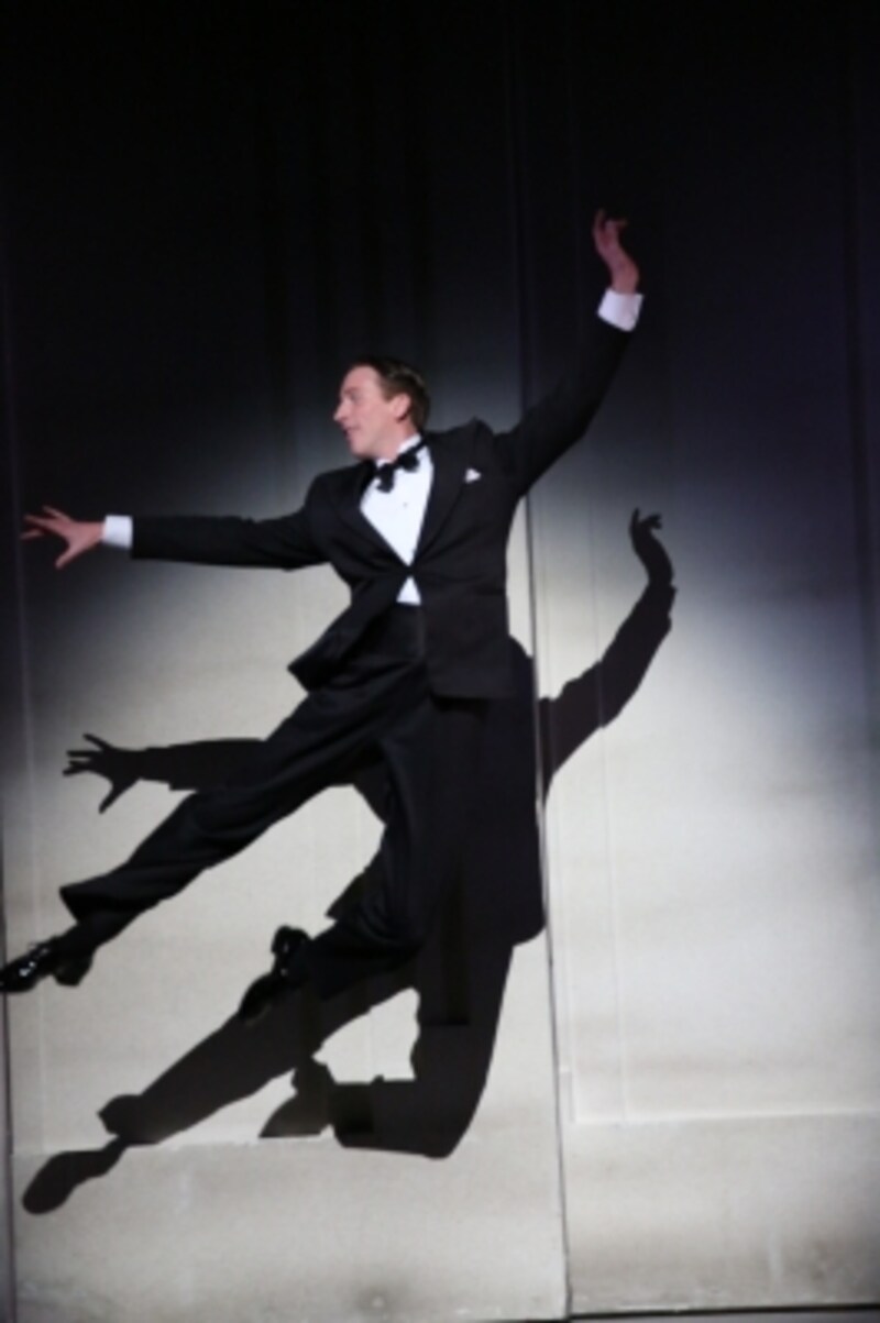 『TOP HAT』撮影：花井智子