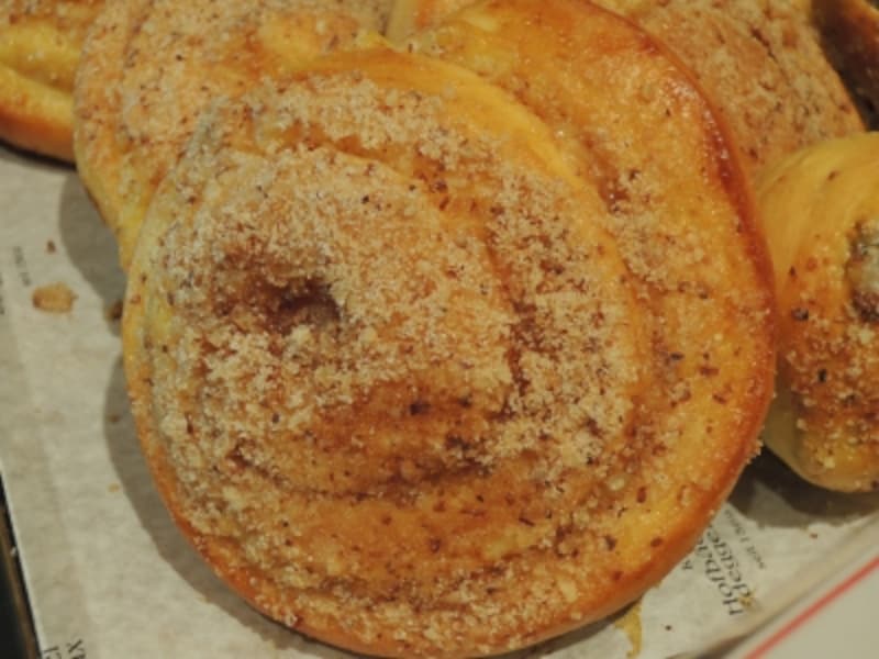 シナモンロール「ツィムトシュネッケ」（280円）