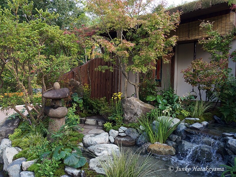 「せせらぎの唄」より