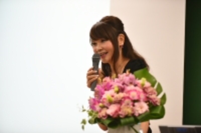 女を待たせている場合？undefinedどんどんホメて、恋しなさい！